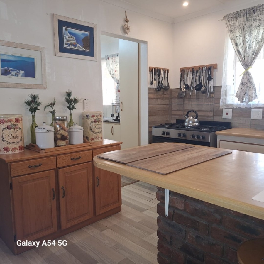 4 Bedroom Property for Sale in Hartenbos Heuwels Western Cape